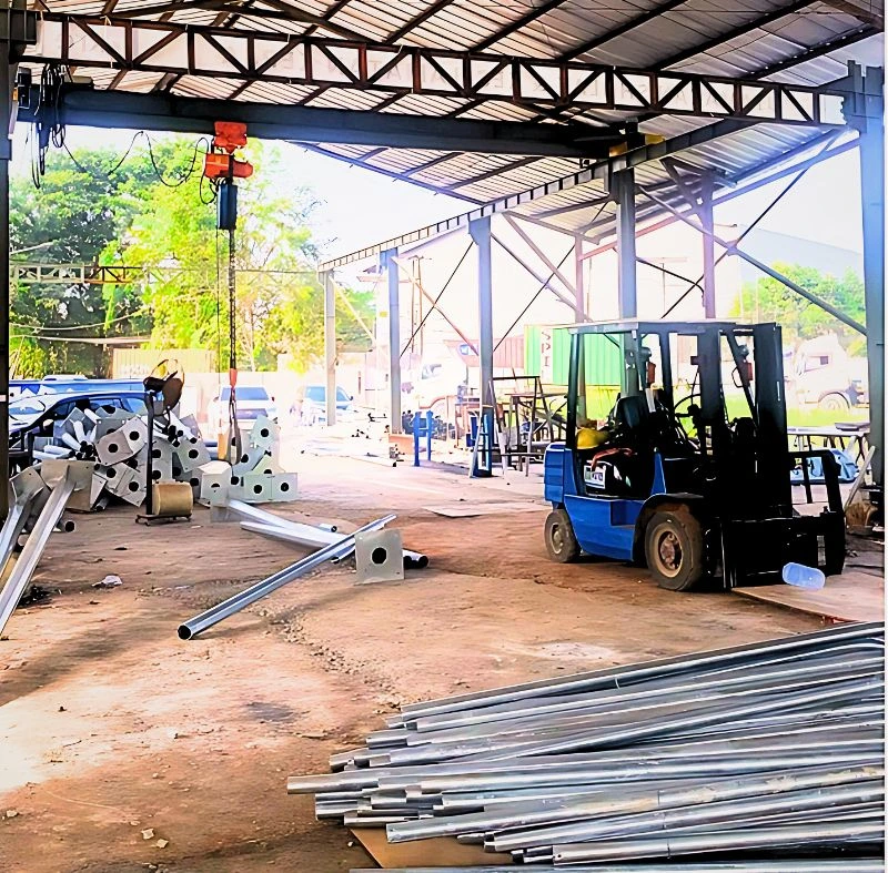 Pabrikasi Tiang PJU dan lampu PJU